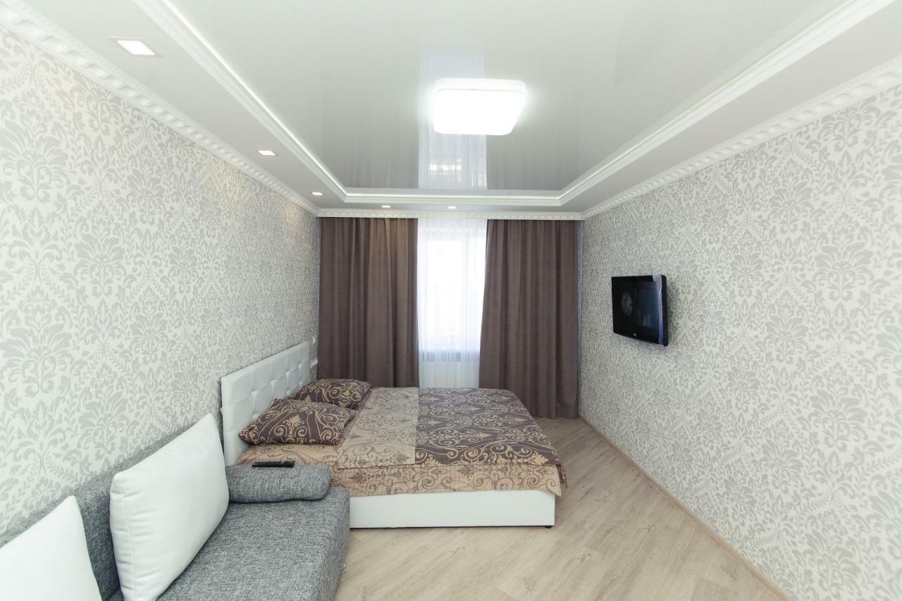 Luxury Apart-Hotel On Kondrateva Street Sumy Esterno foto